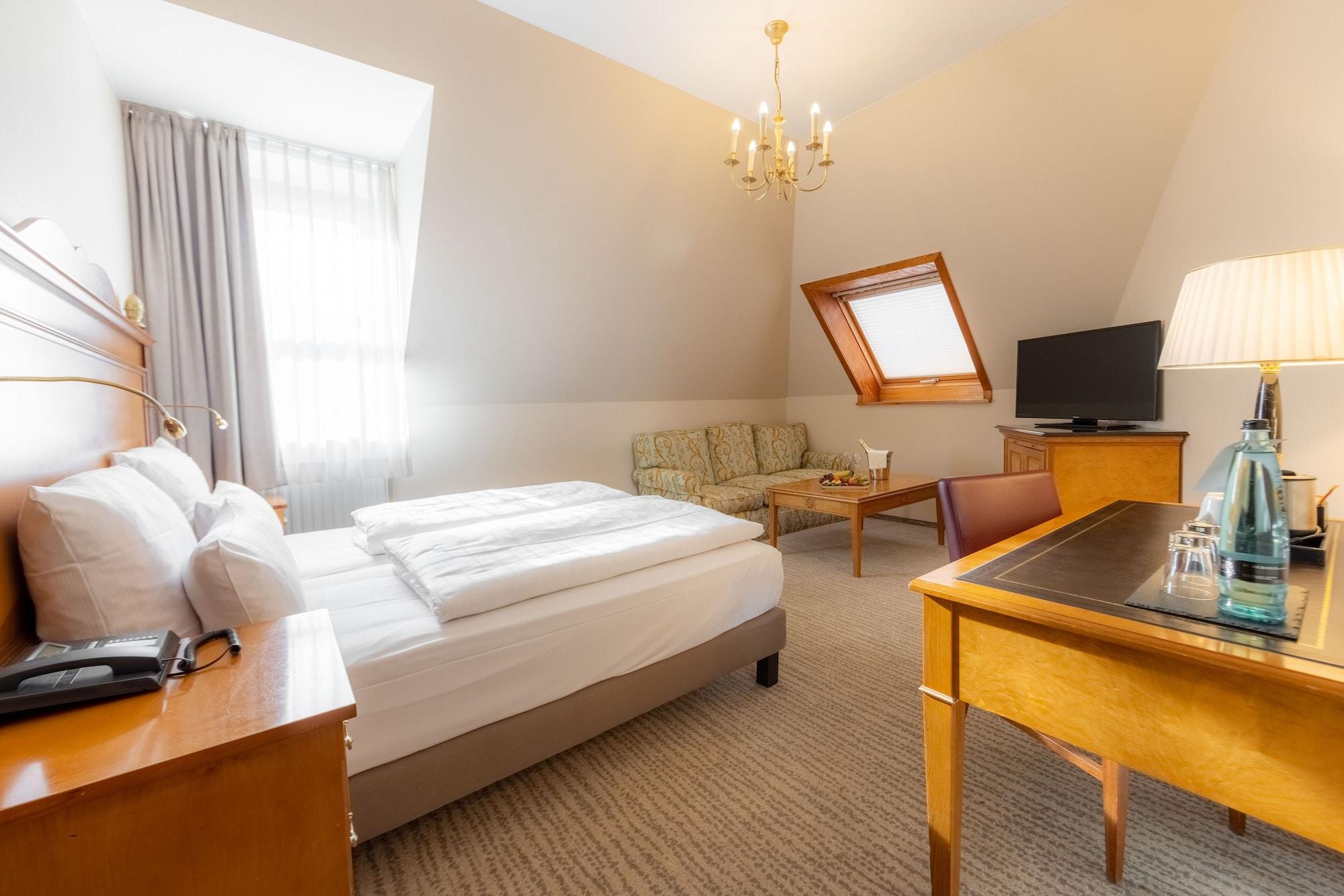 Hotel Engel 4*