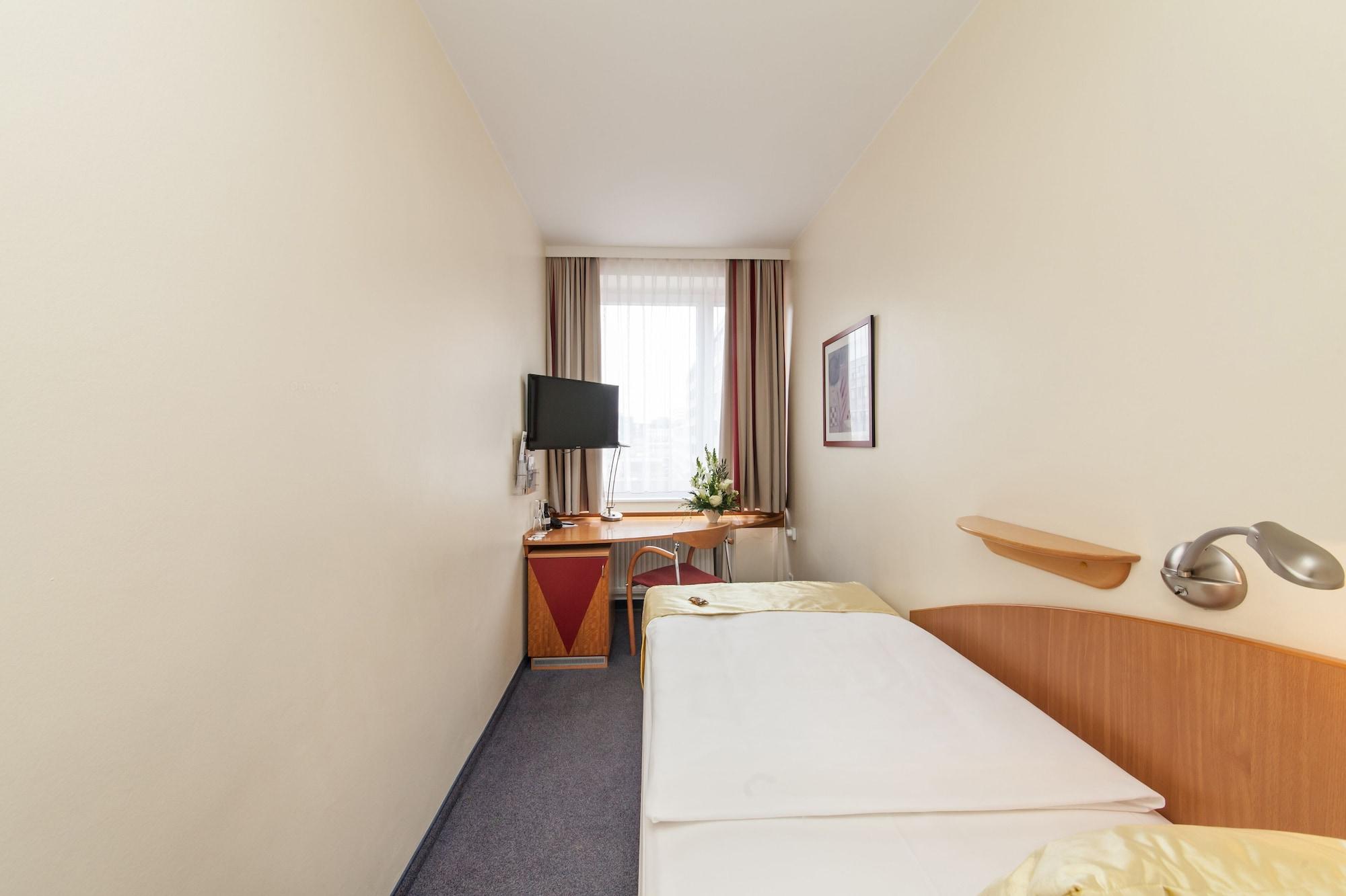Novum Ambassador 3*