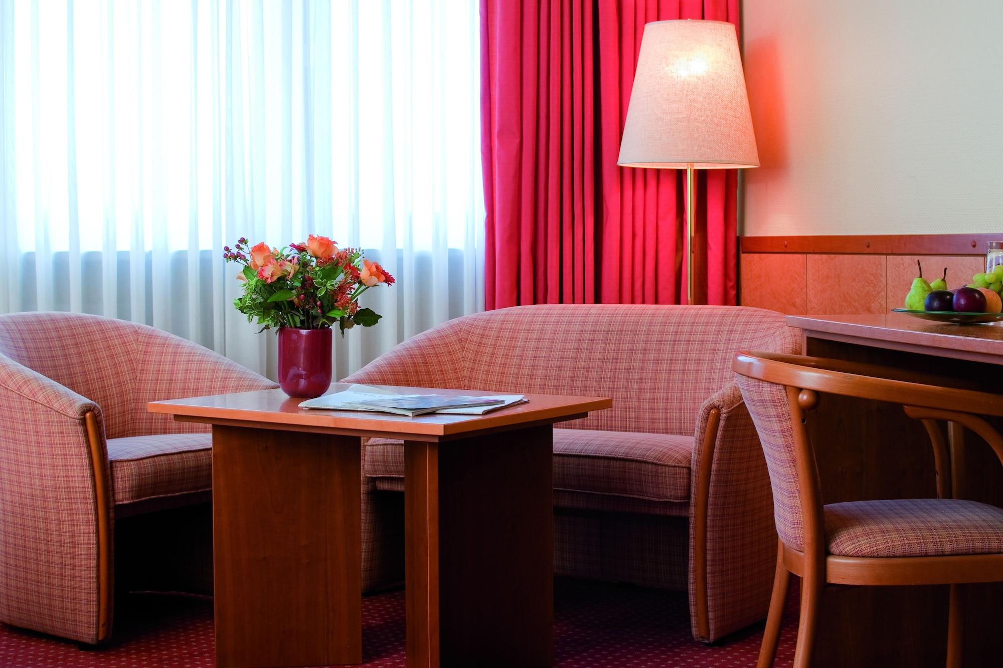 Hotel Western International 3*