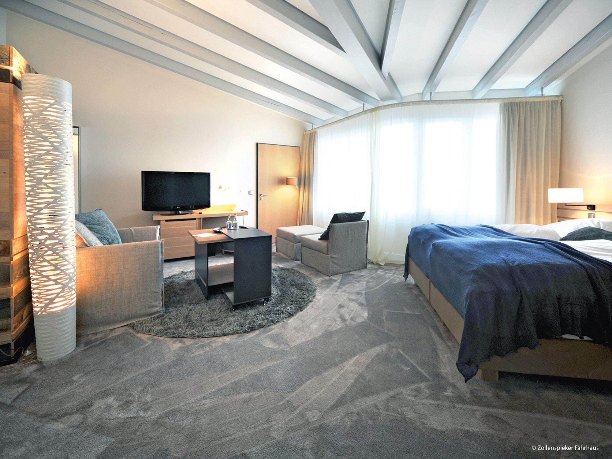 Zollenspieker Fährhaus Hotel 4*