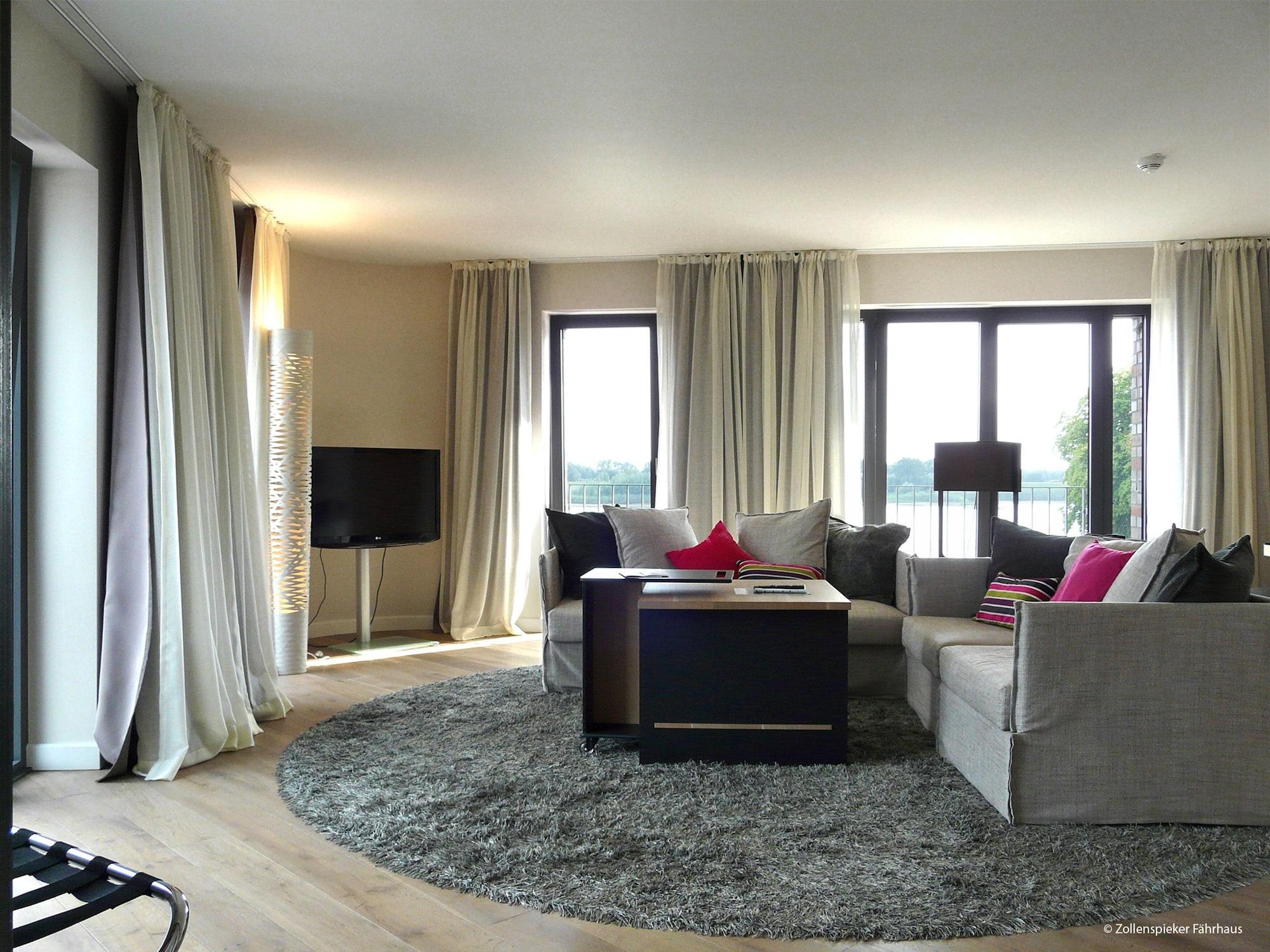 Hotel Zollenspieker Fährhaus 4*