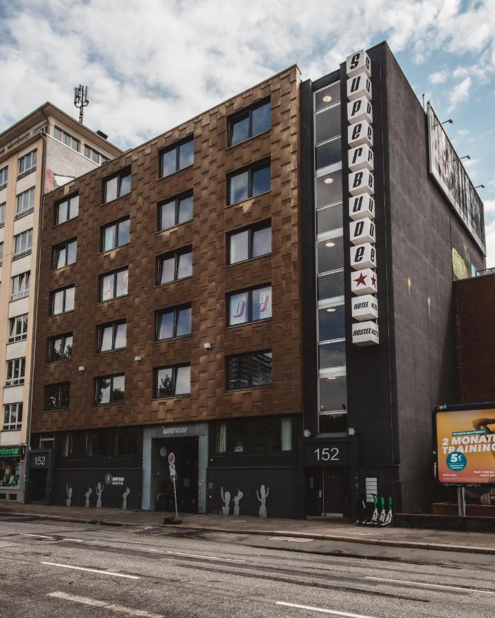 Superbude Hamburg St Georg 2*