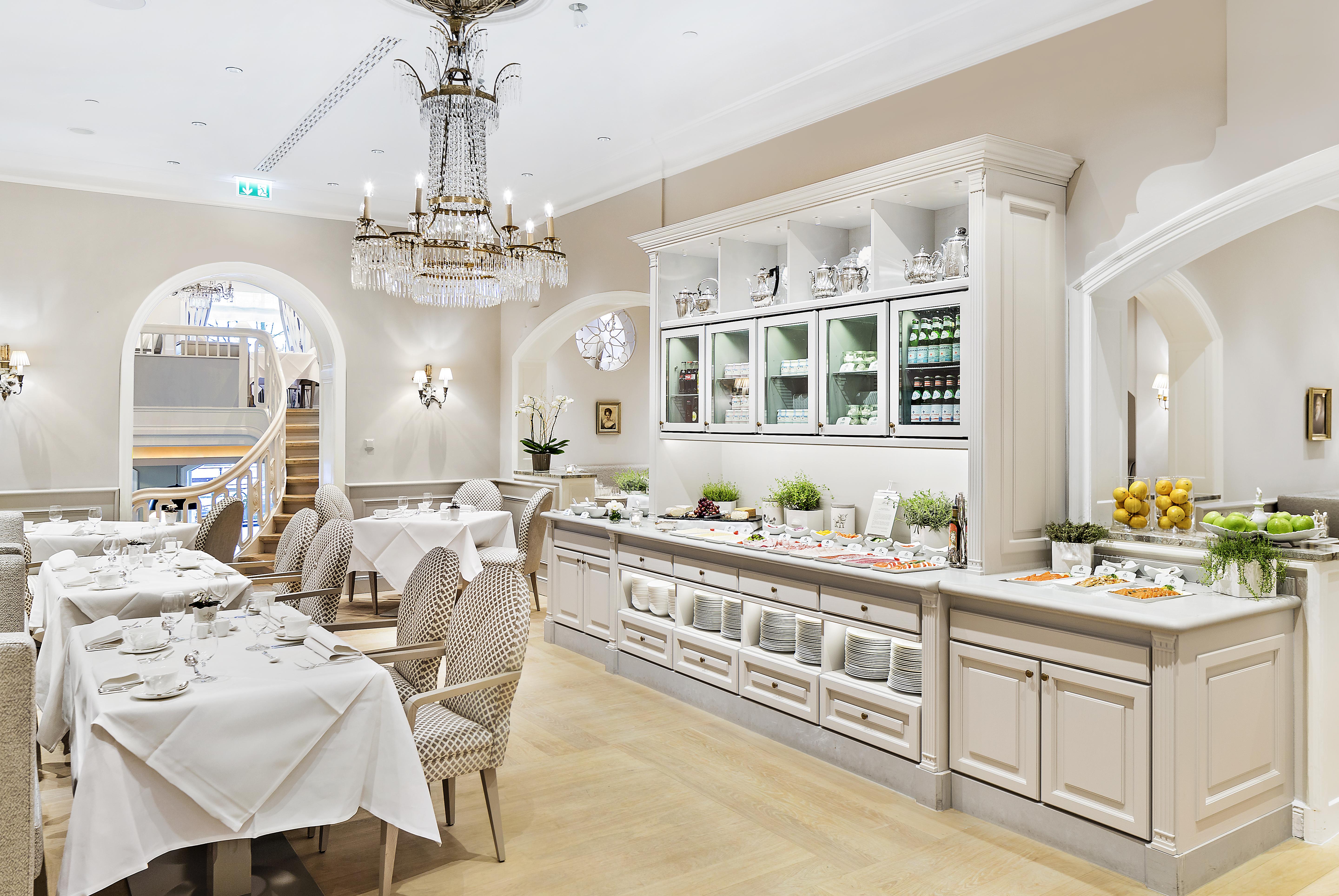Fairmont Vier Jahreszeiten, Des Jahres 2023 & 2024- 101 Besten Hotel