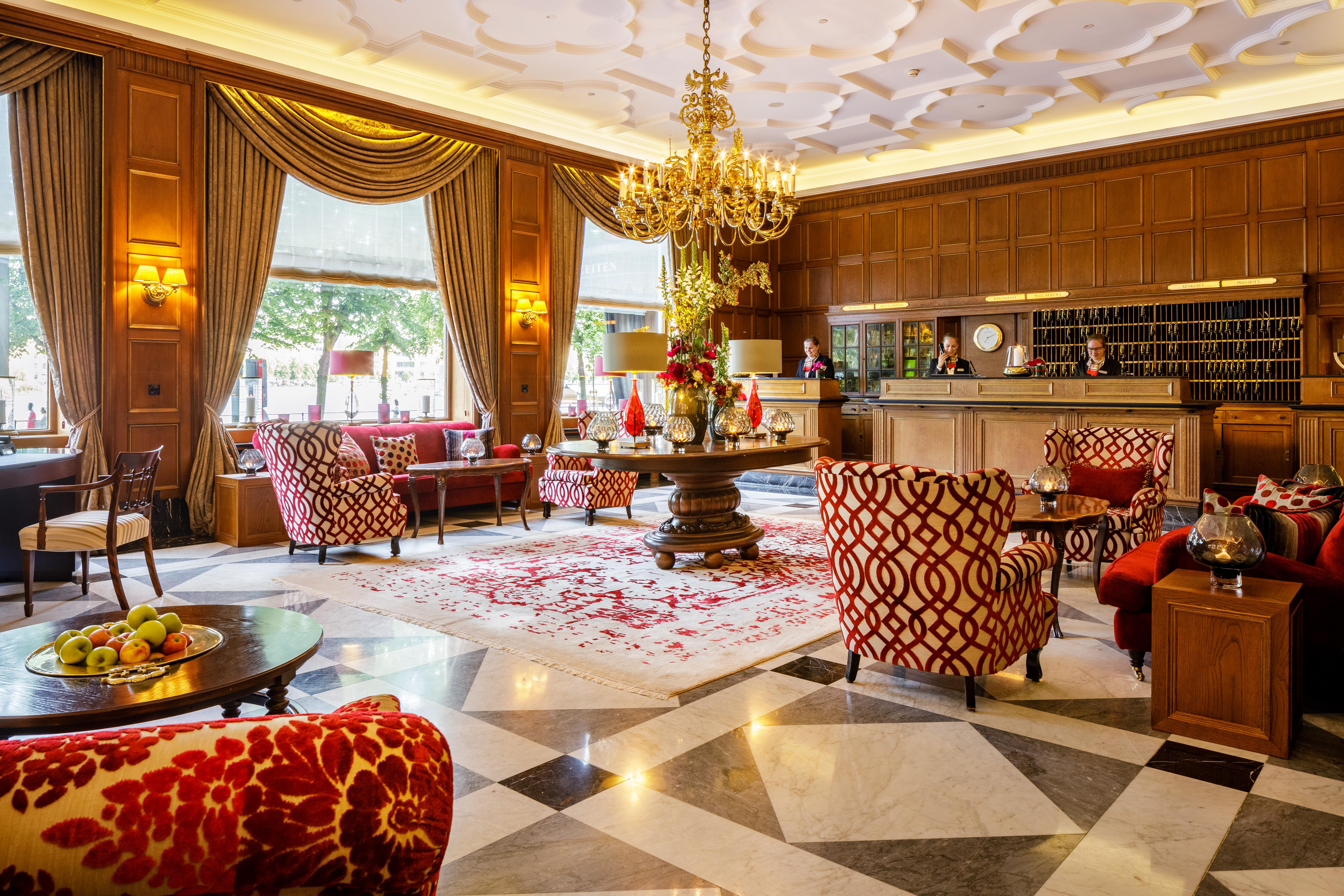 Fairmont Vier Jahreszeiten, Des Jahres 2023 & 2024- 101 Besten Hotel