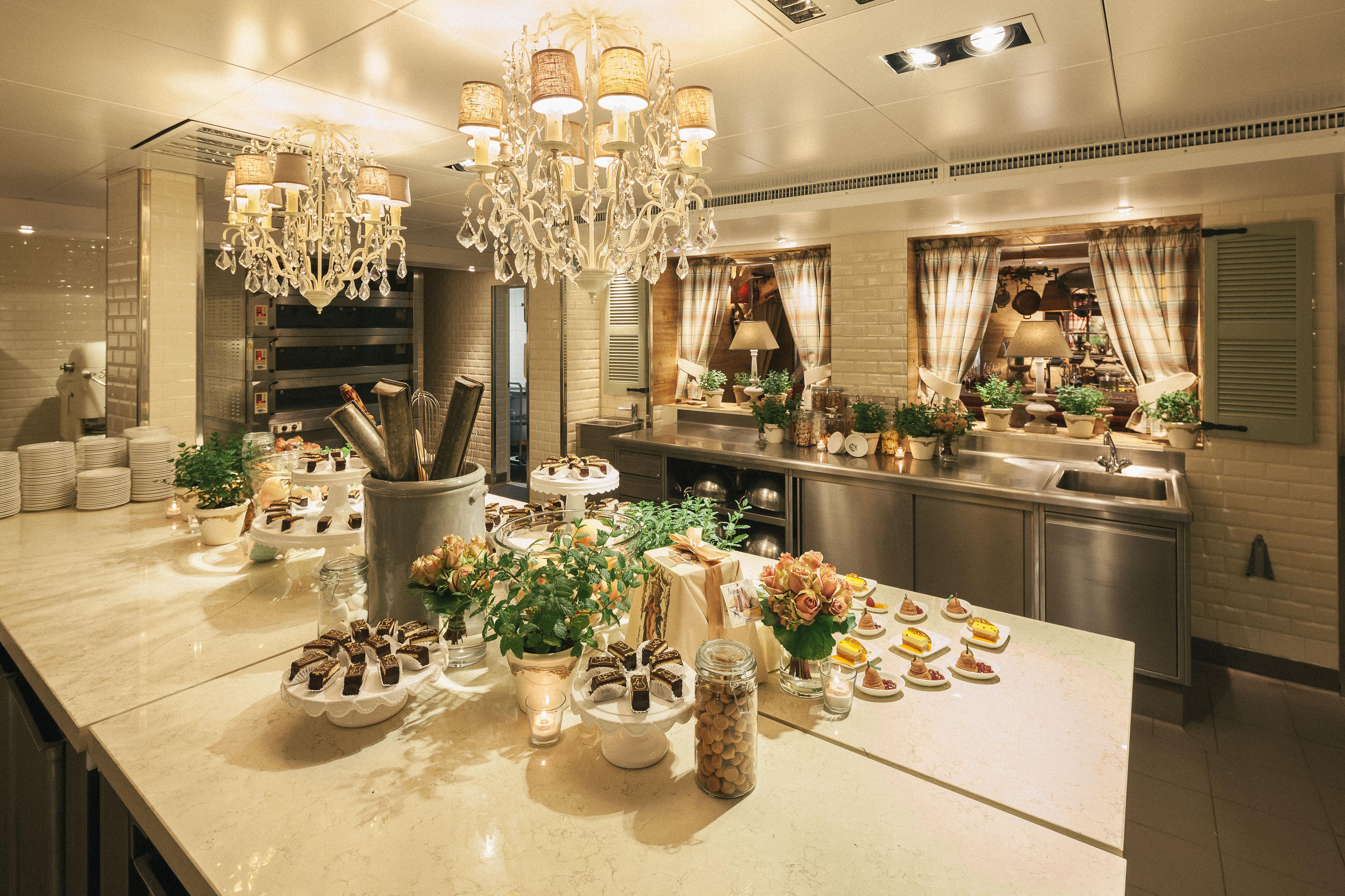 Fairmont Vier Jahreszeiten, Des Jahres 2023 & 2024- 101 Besten Hotel 5*