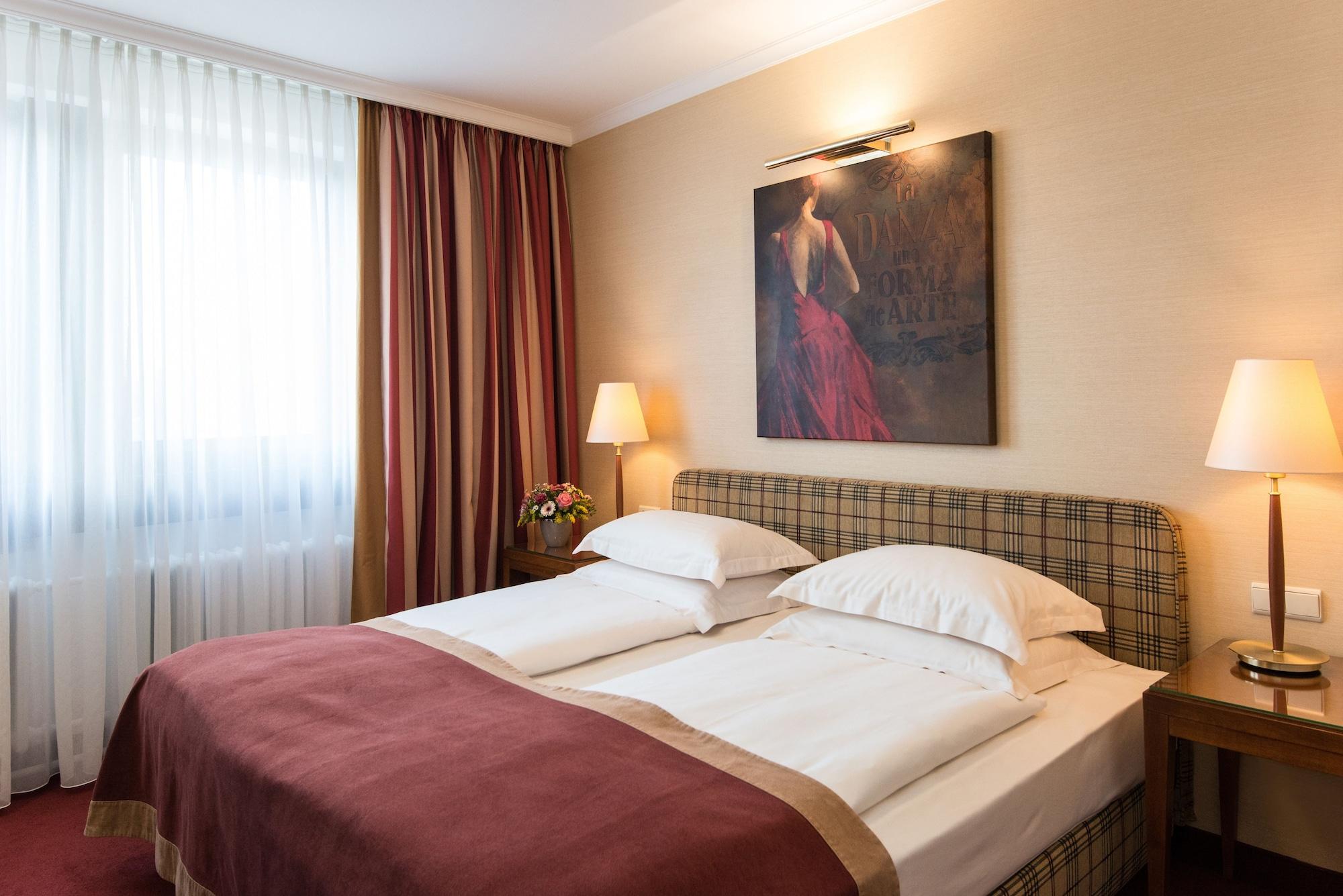 Western St. Raphael Hamburgo