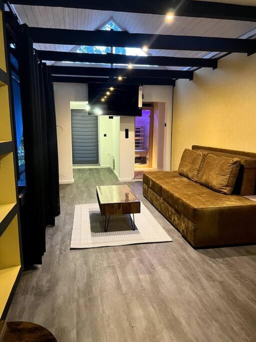 Appartement Schoenes Hinterhaus Naehe Badesee