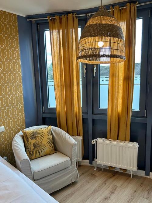 Gipfelstube 50 A Mit Balkon, Gute Verkehrsanbindung * Hamburg-Harburg