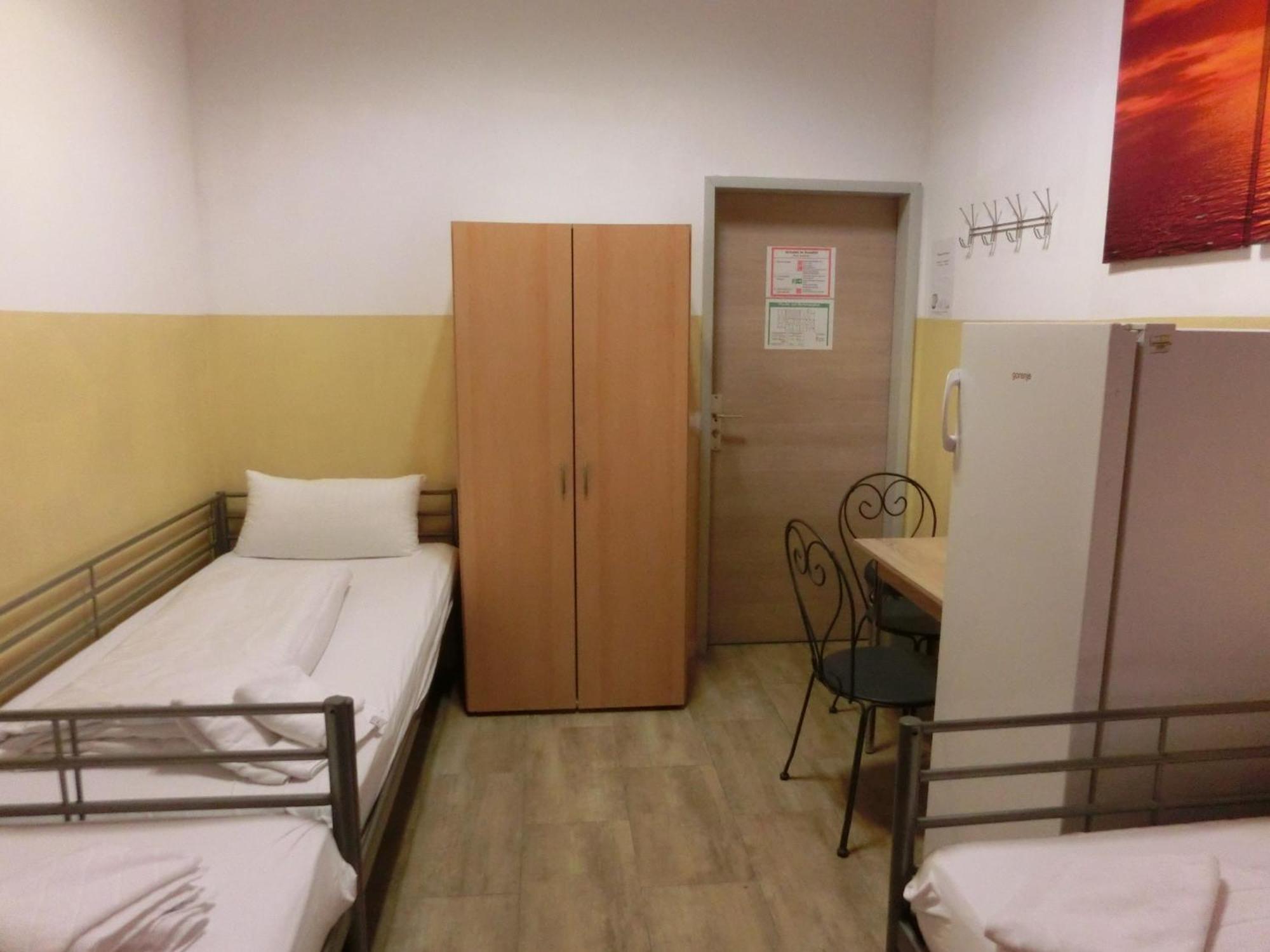Stadtpark Guest house *