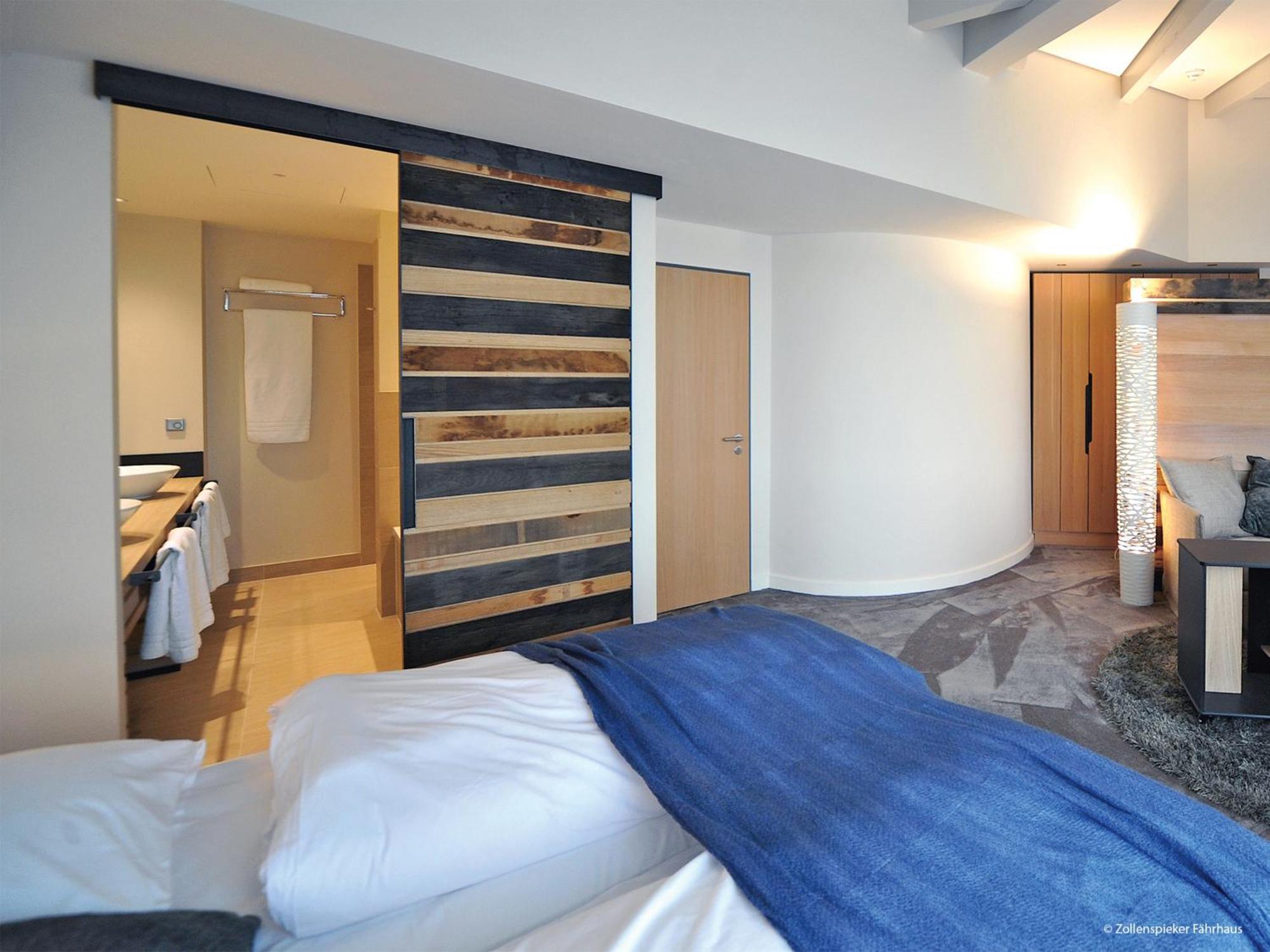 Zollenspieker Fährhaus Hotel 4*