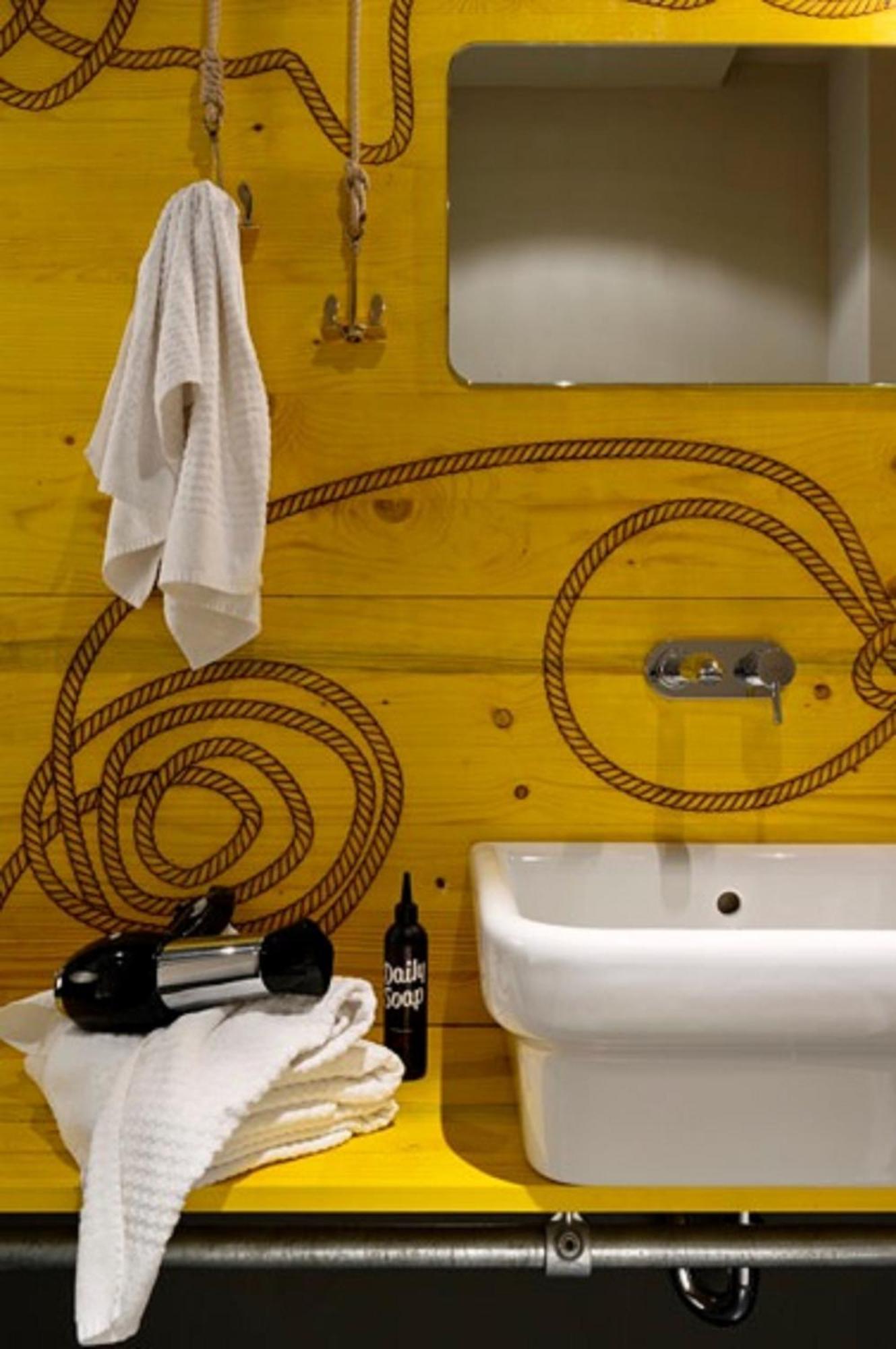 Hotel Superbude St Pauli 3*
