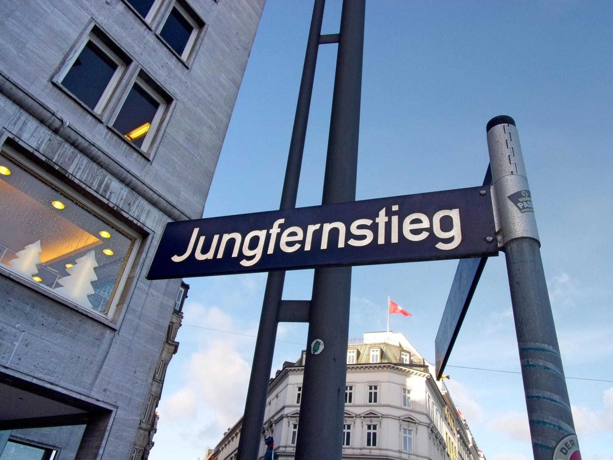 Apartment Jungfernstieg Family & Business