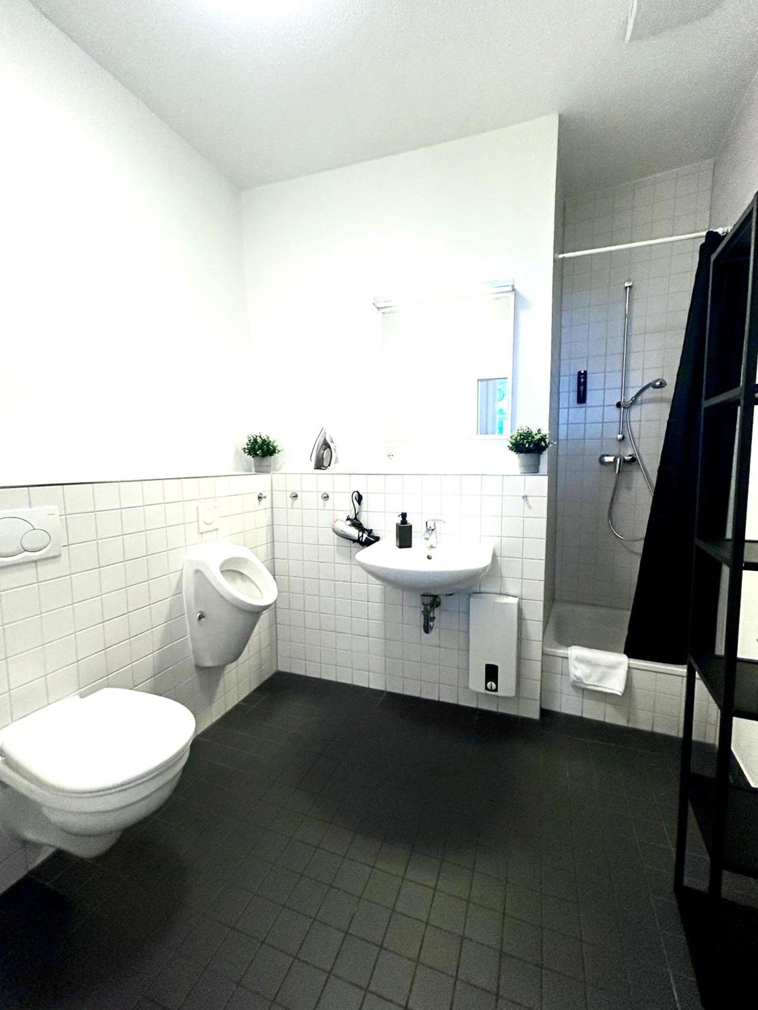 For Up To 10 Guests Appartement Hamburg-Harburg