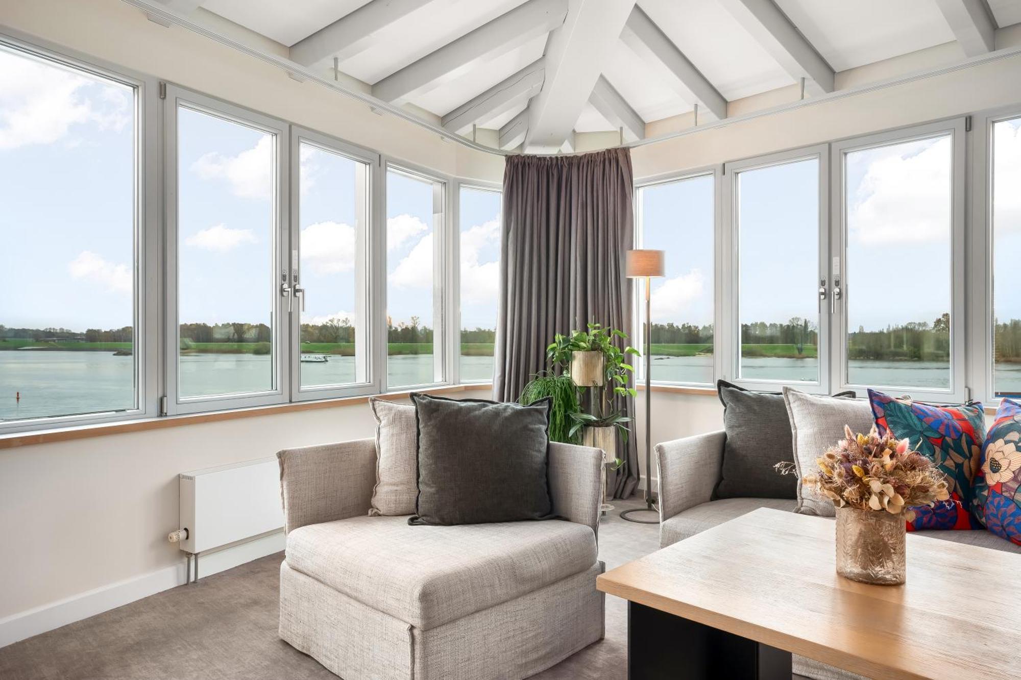 Hotel Zollenspieker Fährhaus 4*