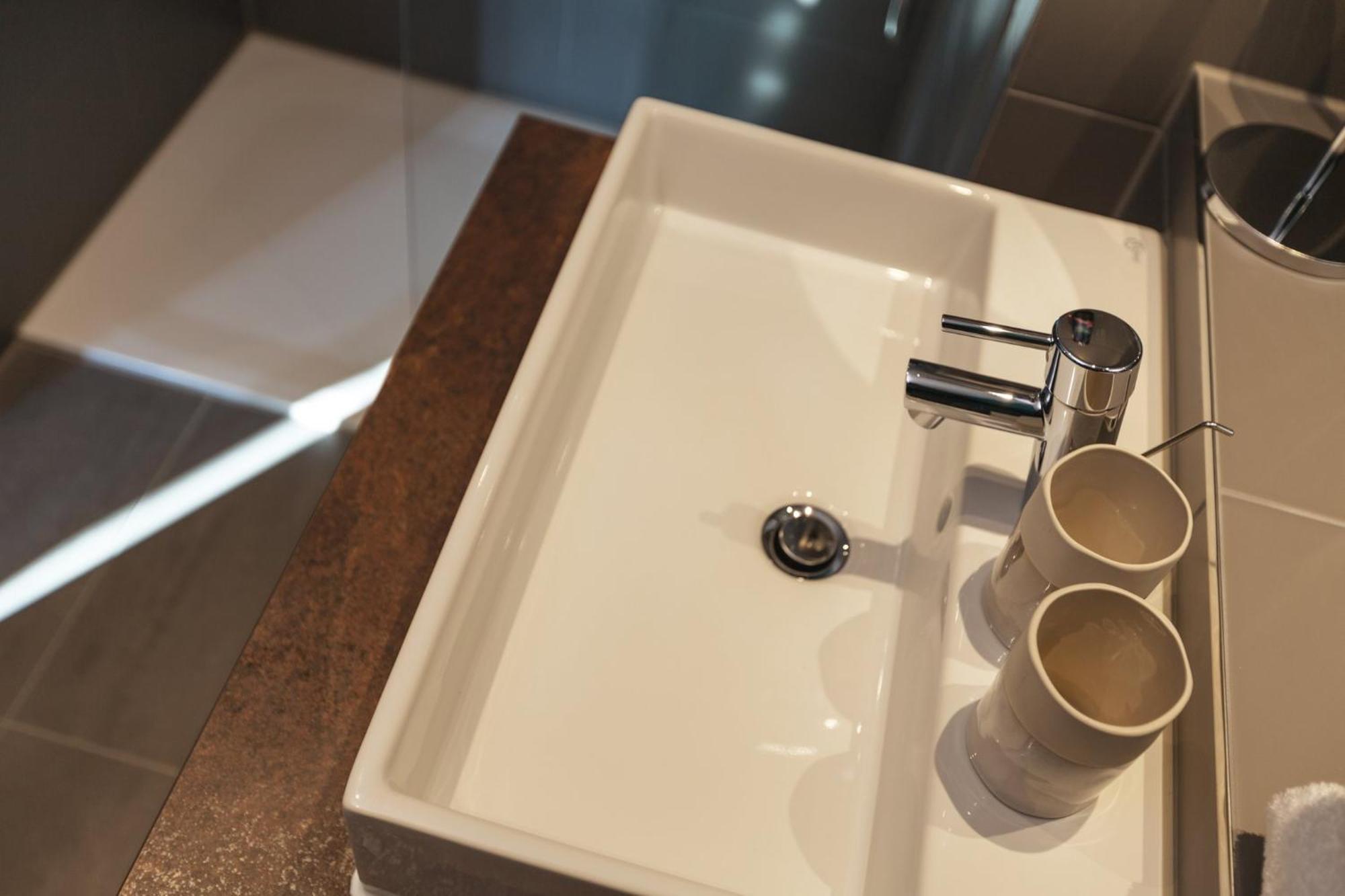 - The Niu, Bricks Eppendorf By Ihg 3* Hamburgo