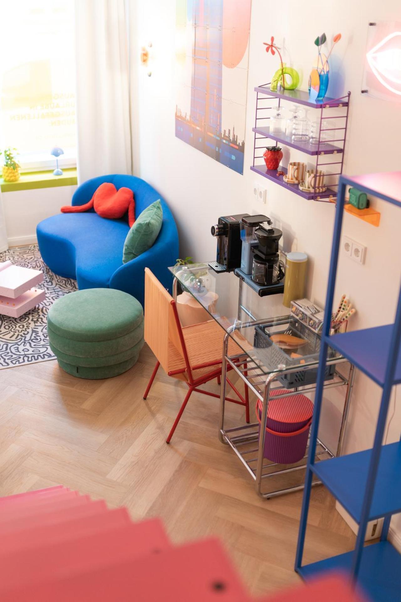 Retropop Design , Designerzimmer Fuer Je 2 Personen, Lage, Wifi Hamburg
