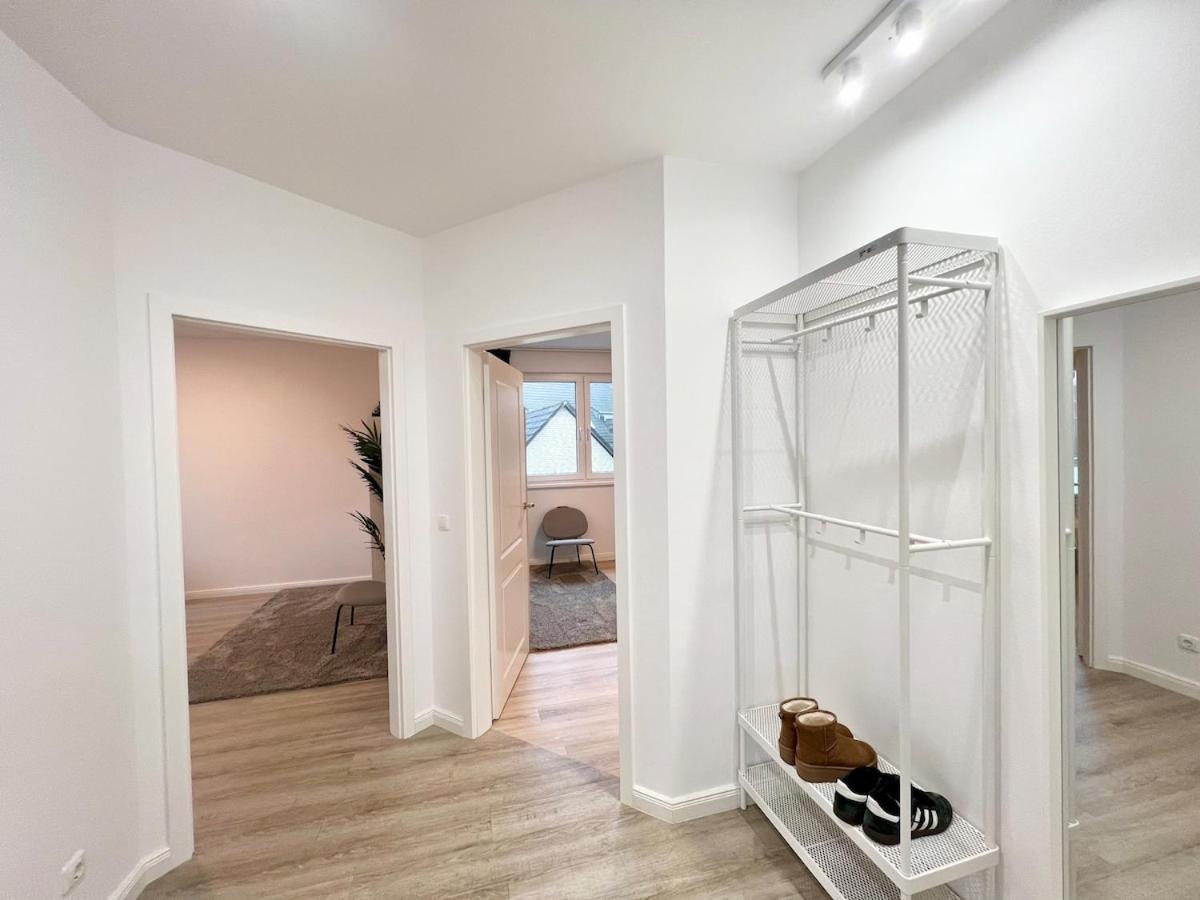 Bright, Spacious New In Hamburg