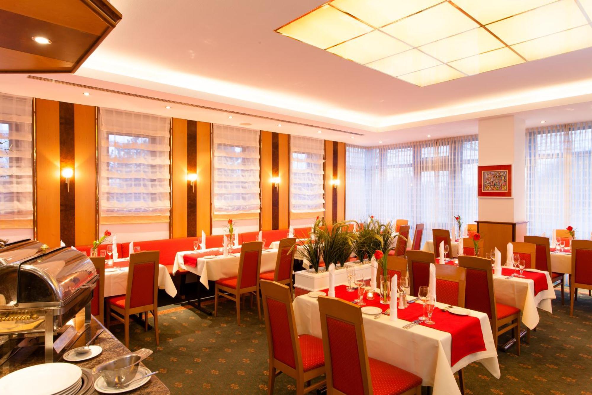 Hotel Panorama Hamburg-billstedt 4*