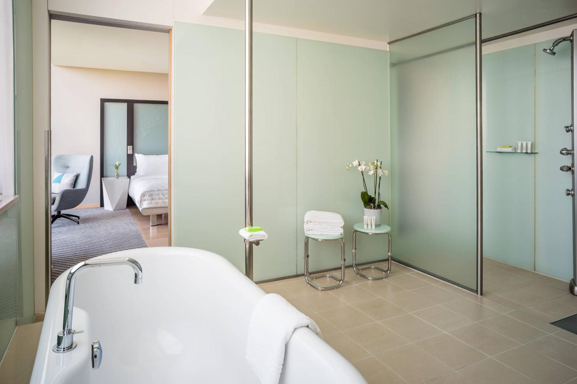 Le Méridien 5* Hamburg