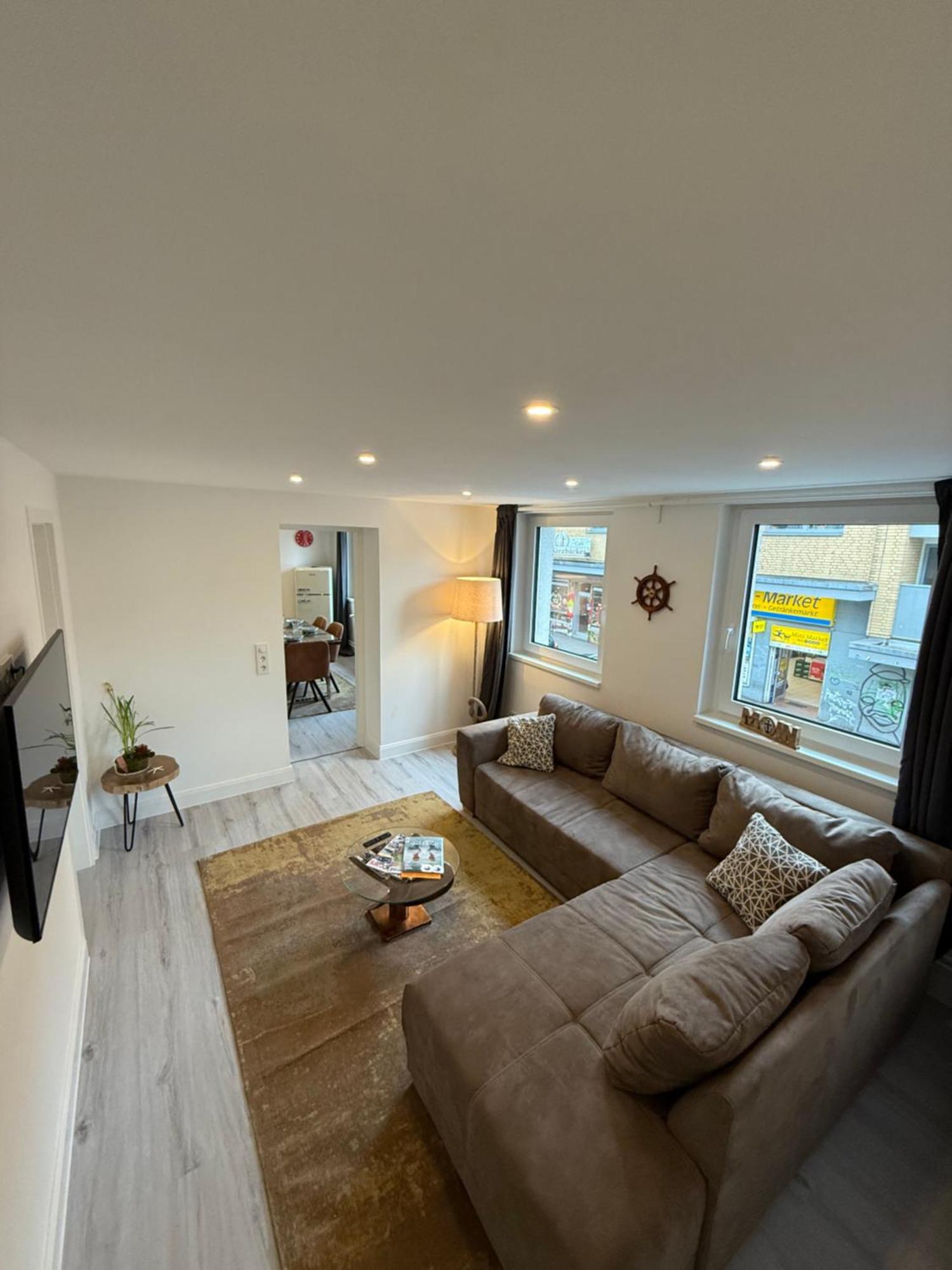 -6 Rooms- Sankt Pauli, Harbour And Schanze * Hamburg-Harburg