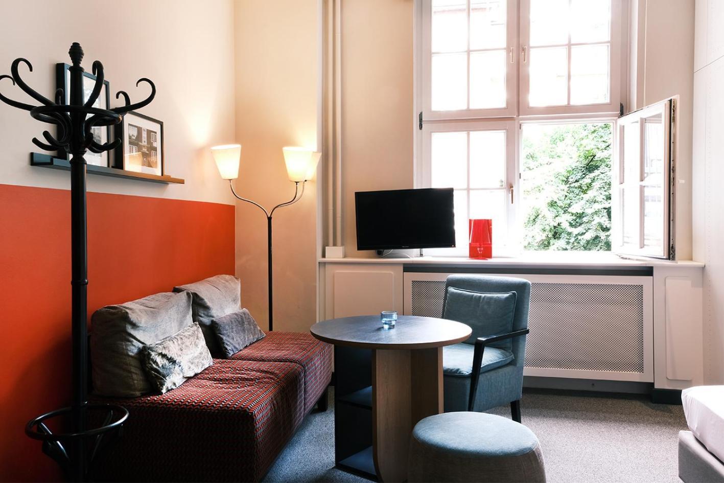 Apartment040
