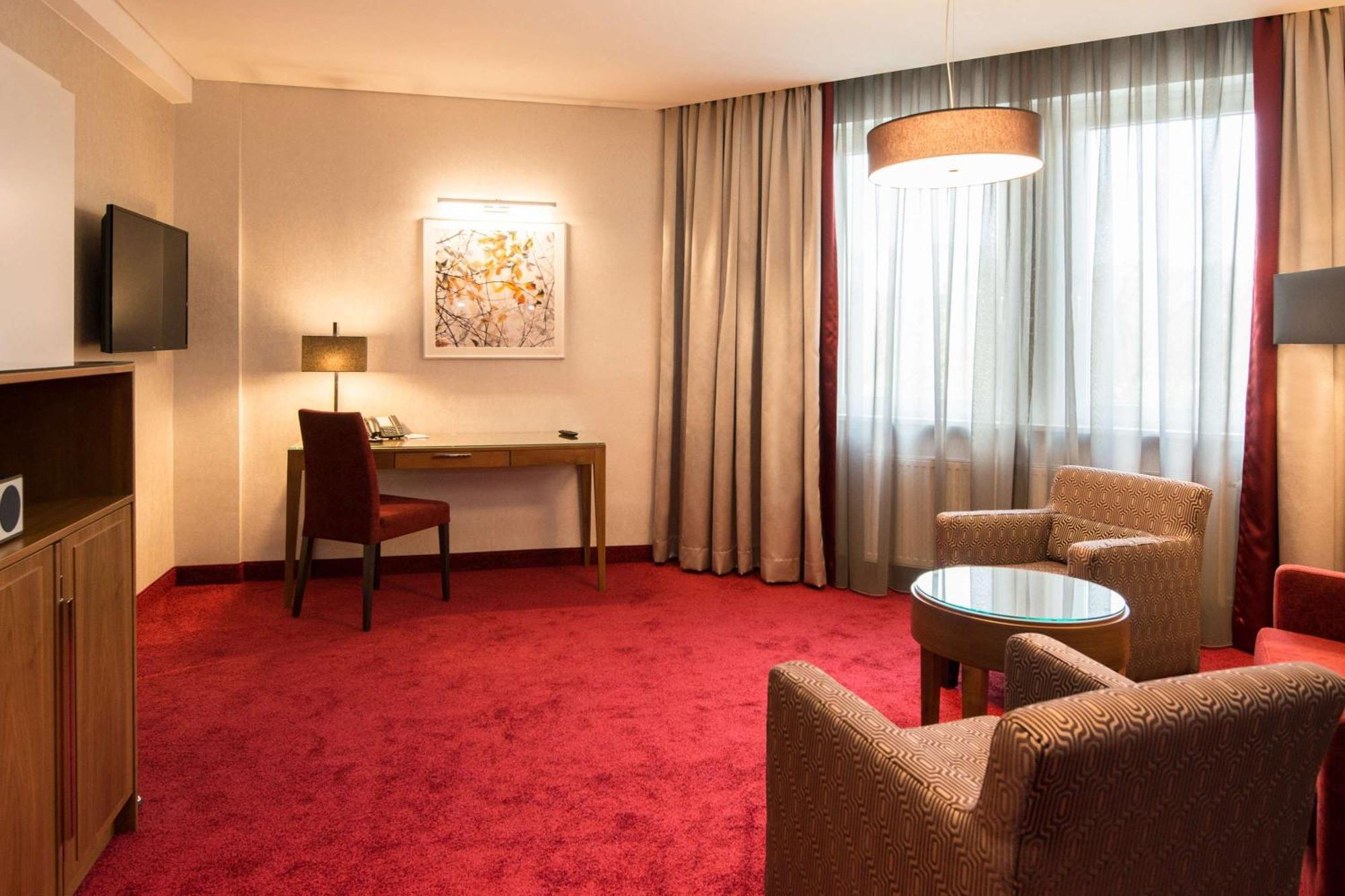 Western St. Raphael Hamburgo