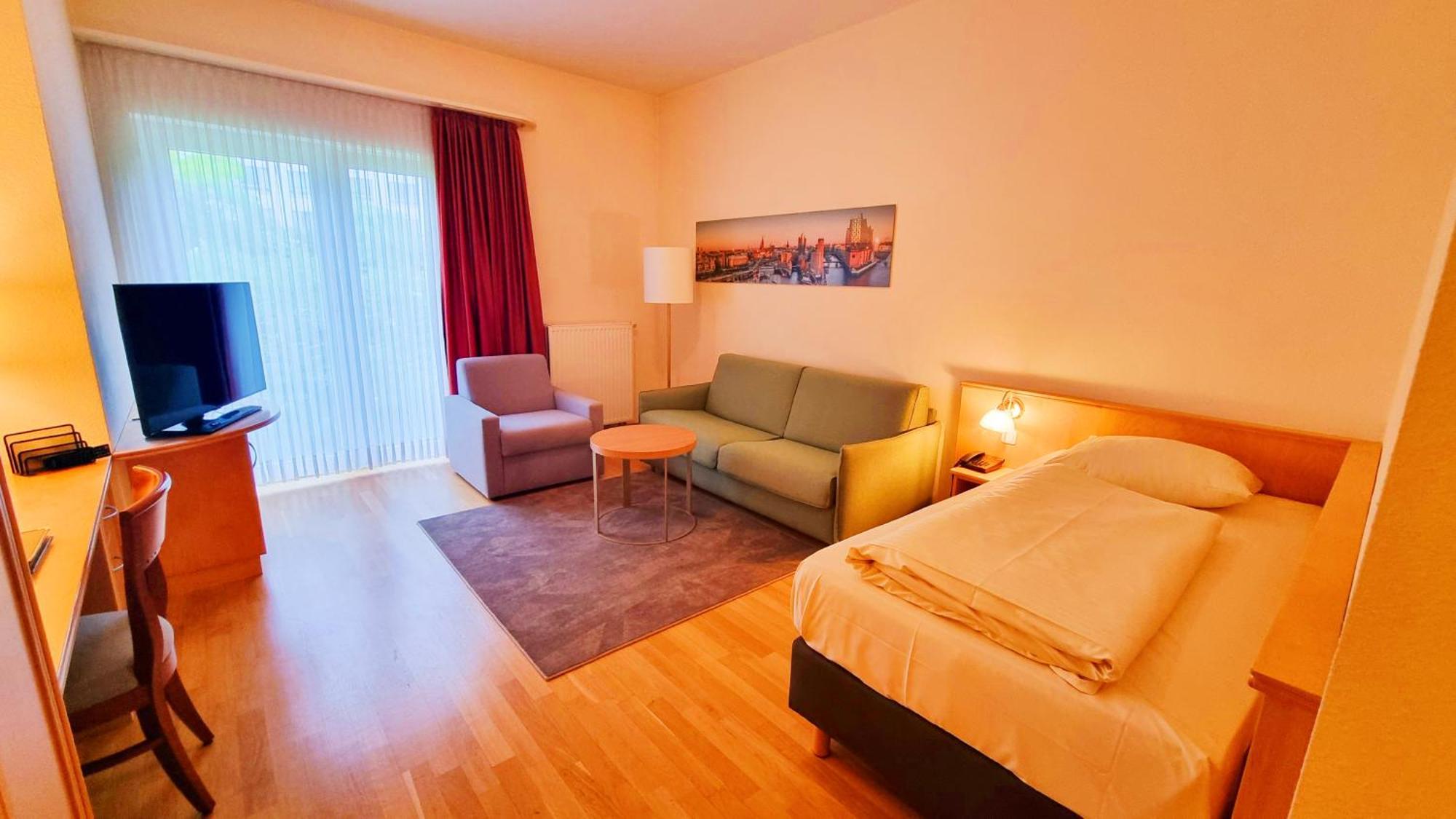 Newlivinghome Residenzhotel Aparthotel 4*