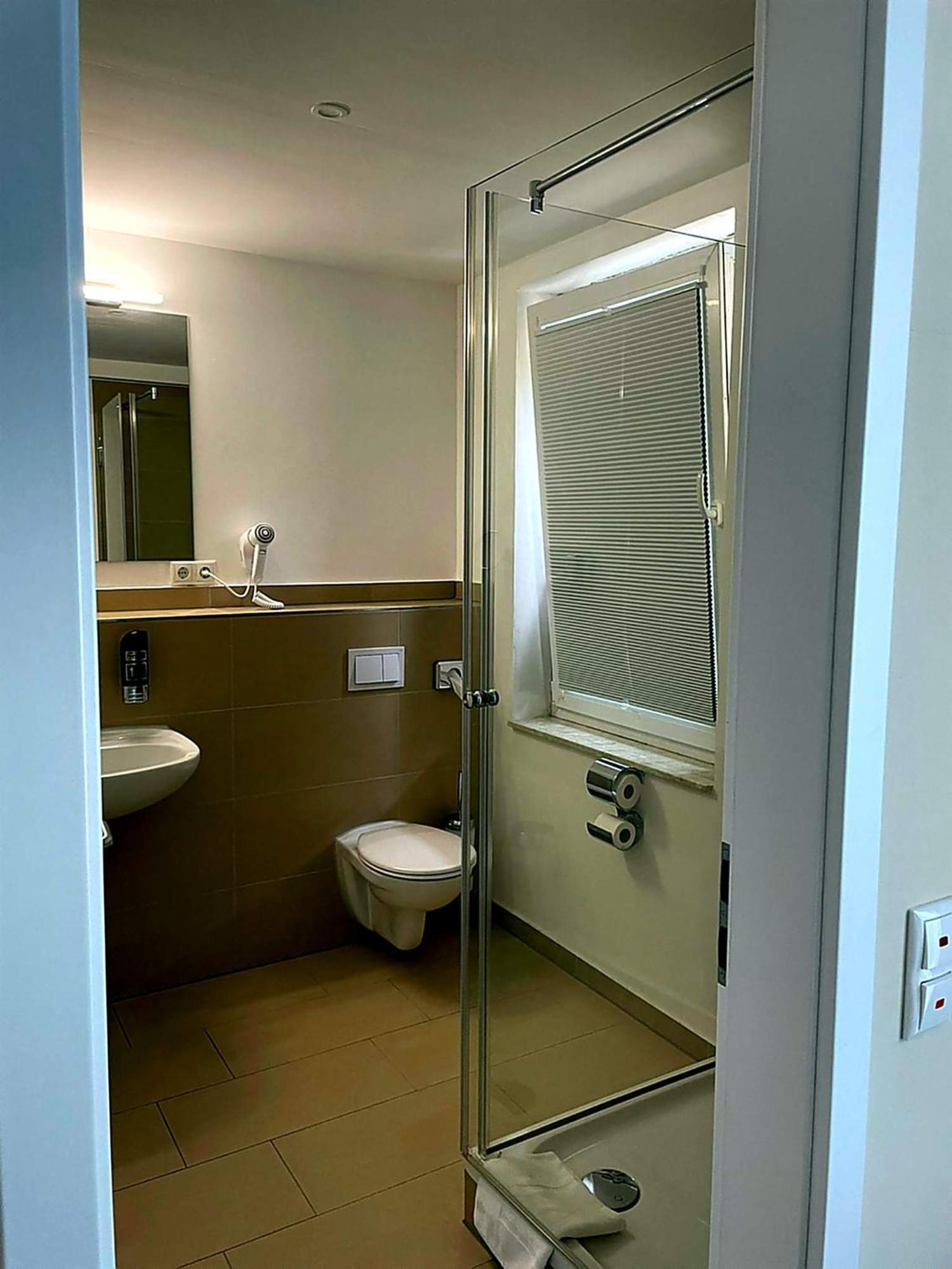 Jeta Hotel