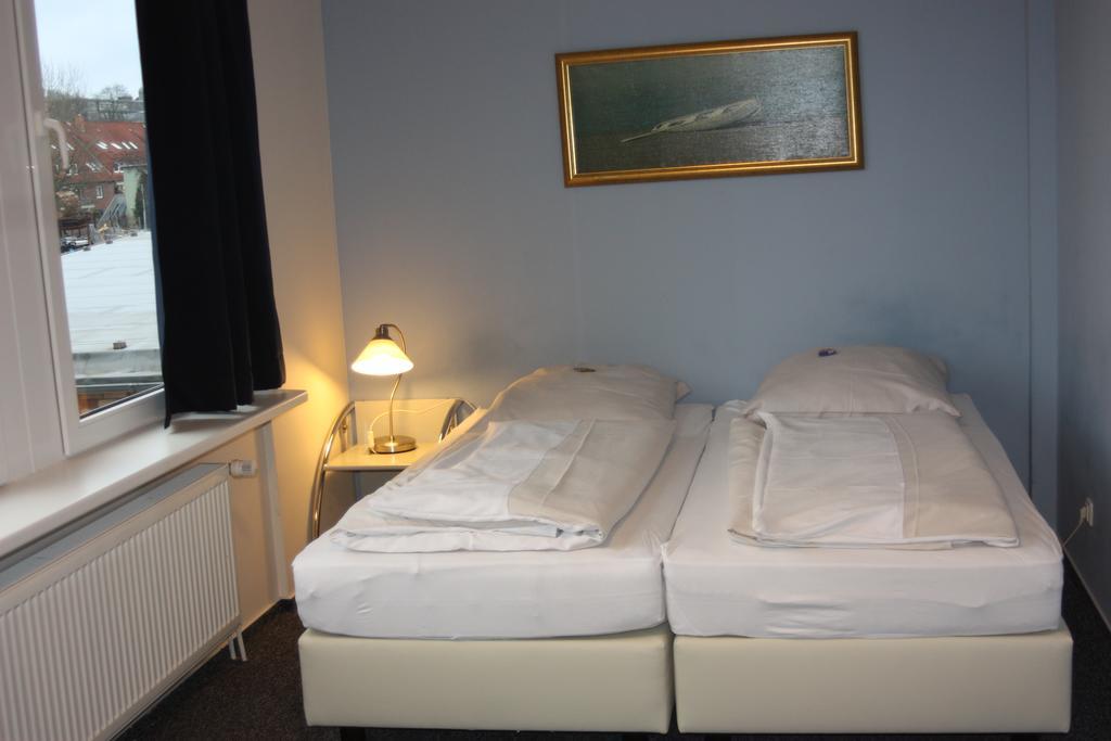 Ahoi-gaestehaus 2*