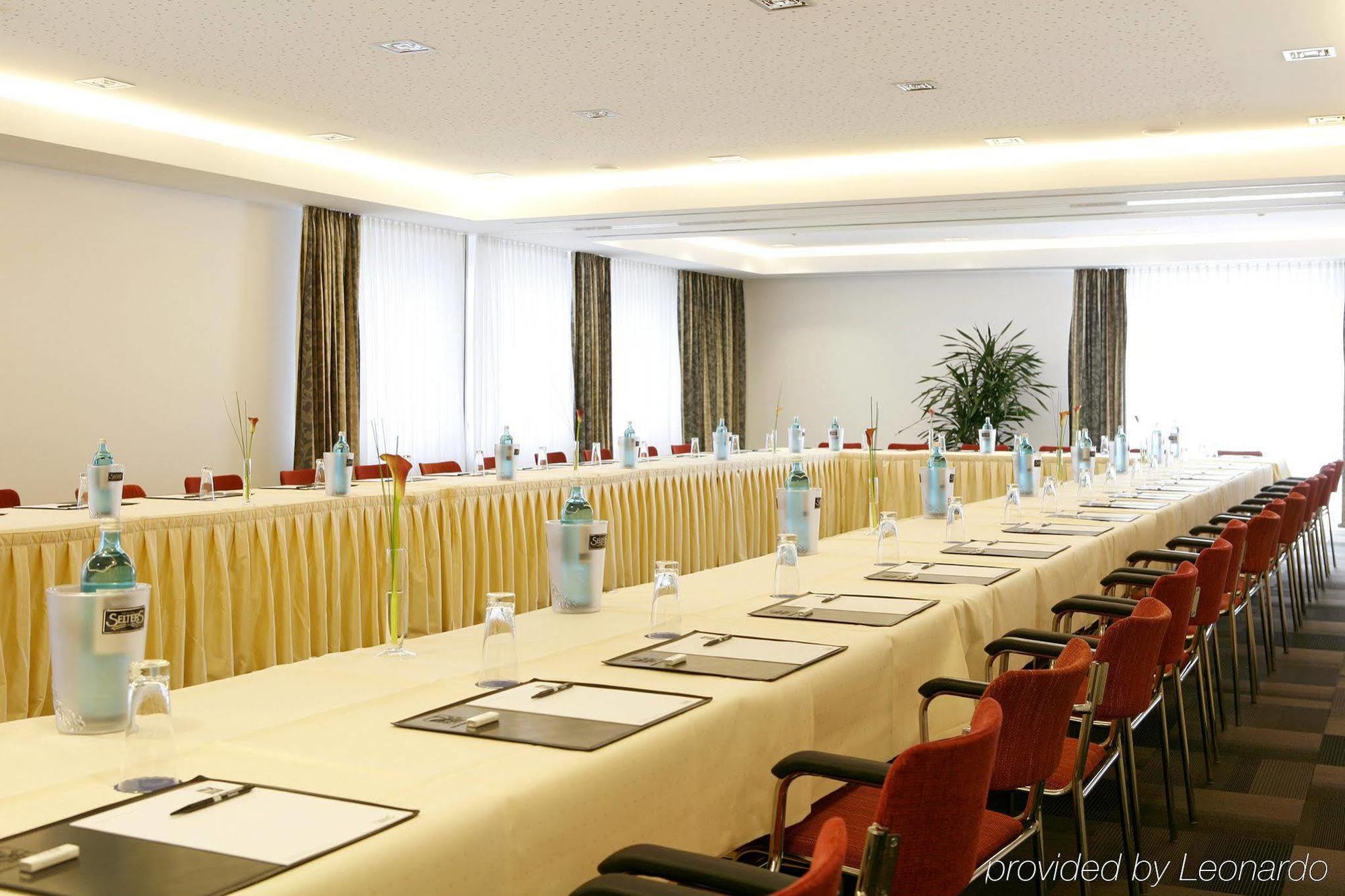Hotel Novum Ambassador 3*