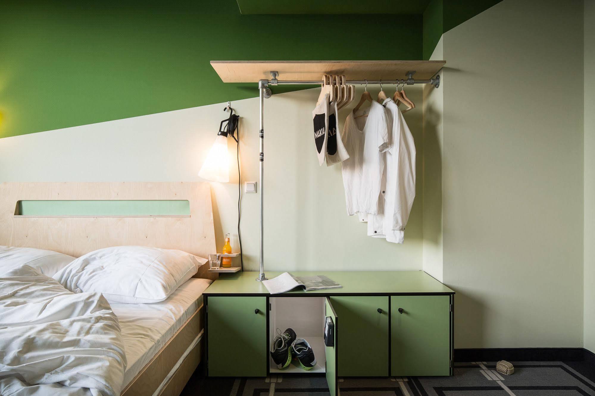 Superbude Hamburg St Georg Hotel 2*