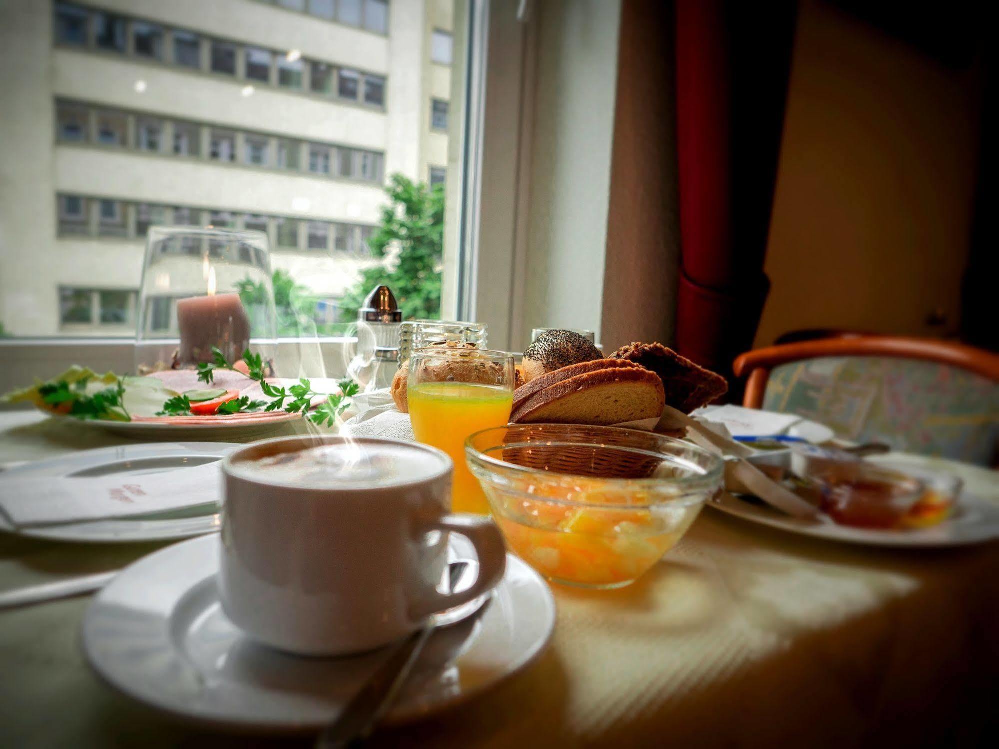 Lumen Am Hauptbahnhof Hotel Hamburgo