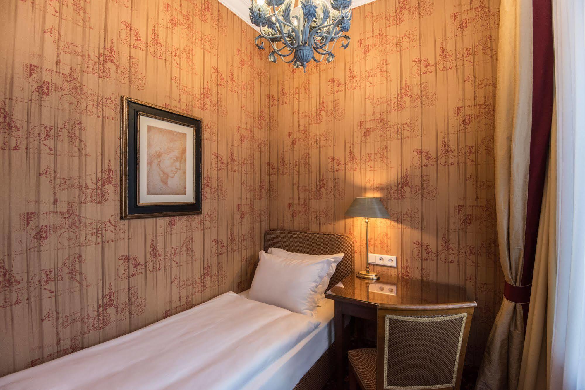 House 4* Hamburg