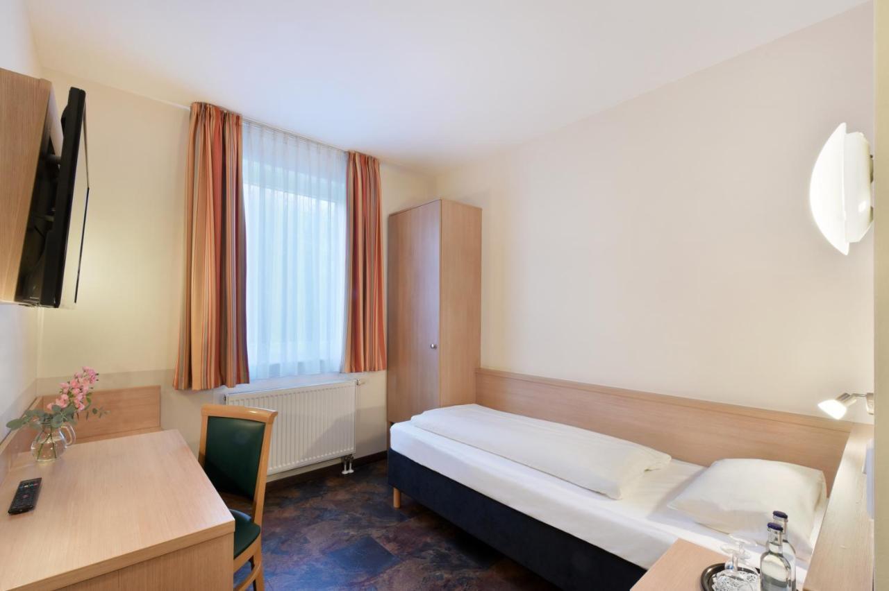 Hotel Meinhotel 2*