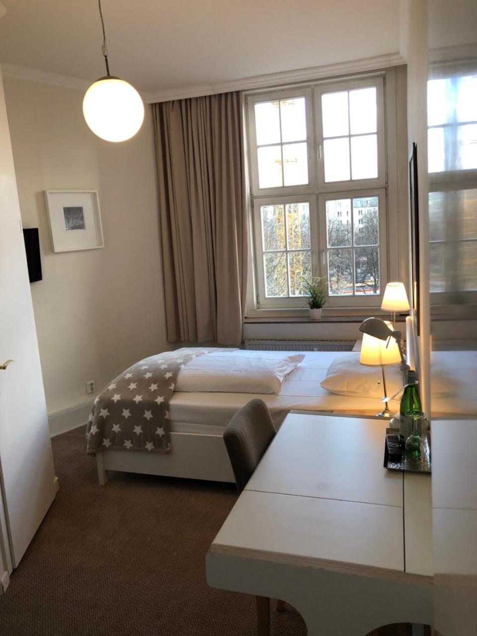 Hotel Fresena Im Dammtorpalais 3*