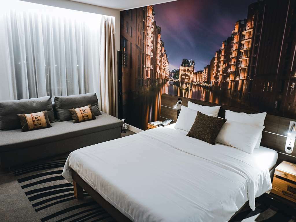 Novotel Alster Hotel 4*