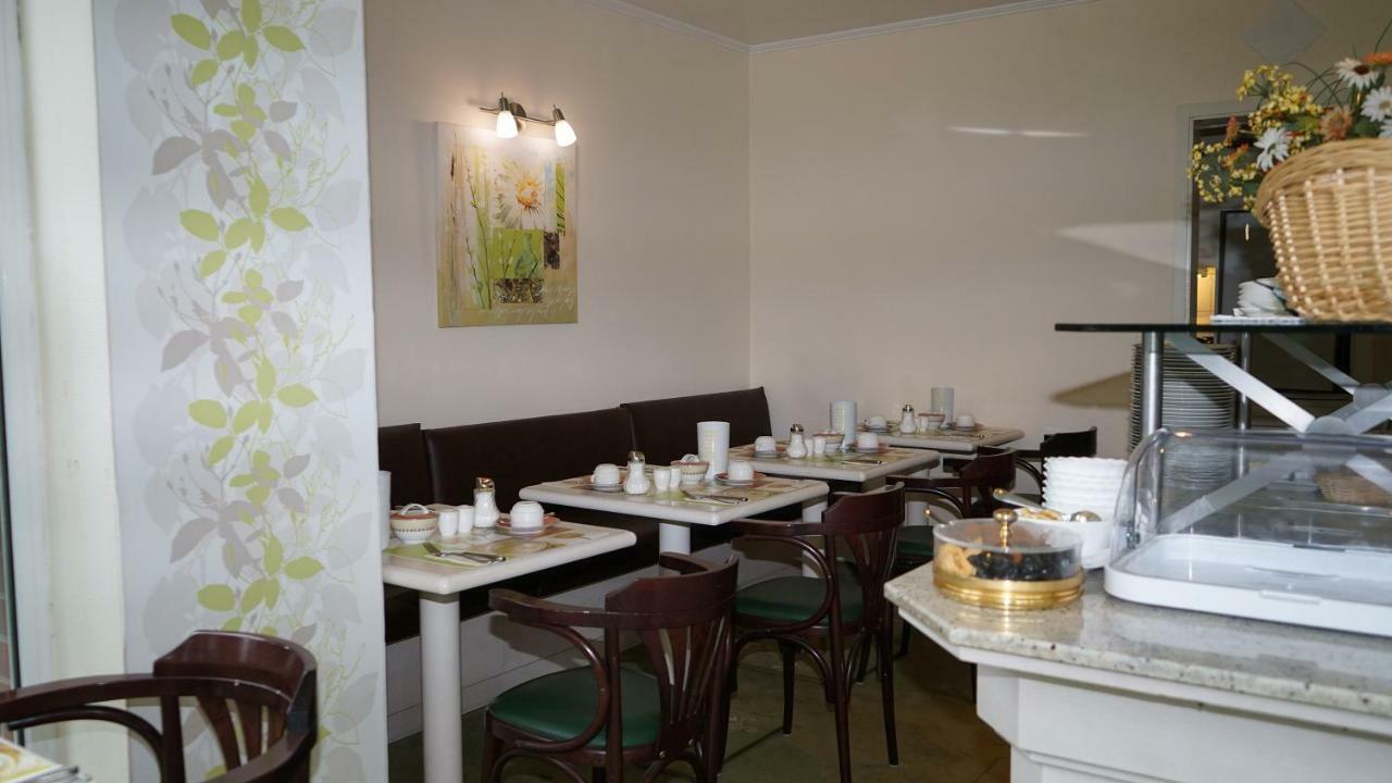 Hotel Entree Gross Borstel Garni Hamburgo