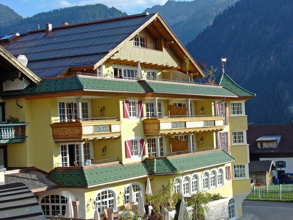 Engel Hotel 4*