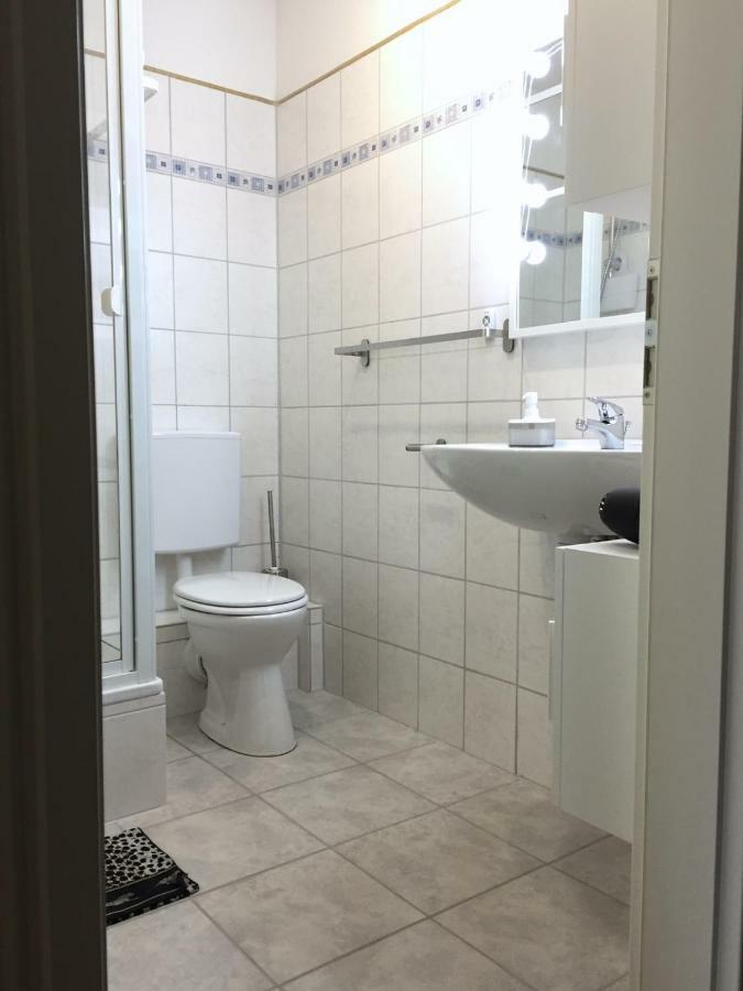 Großes Helles + Eigenes Bad Privatunterkunft Hamburg