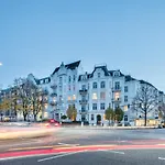 Stylish & Cosy Apartment Next To The U-Bahn