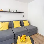 Modern Apartment For 5 Close To The Schanzenviertel - Unit 3