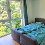 Kinderfreundliche Neubauwohnung Am Hagenbecks Tierpark Mit Balkon Und Spielplatz