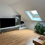 Familienfreundlichen Apartment Mit Traumhaft Gruener Aussicht