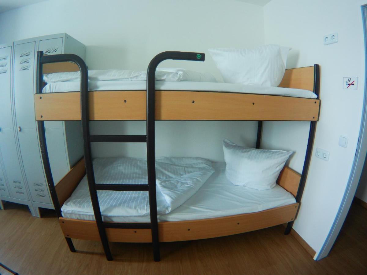 & Monteurzimmer Bei Hansezimmer Hostel *