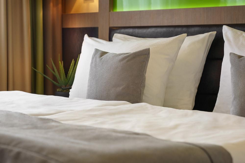 - The Niu, Fusion St. Georg By Ihg