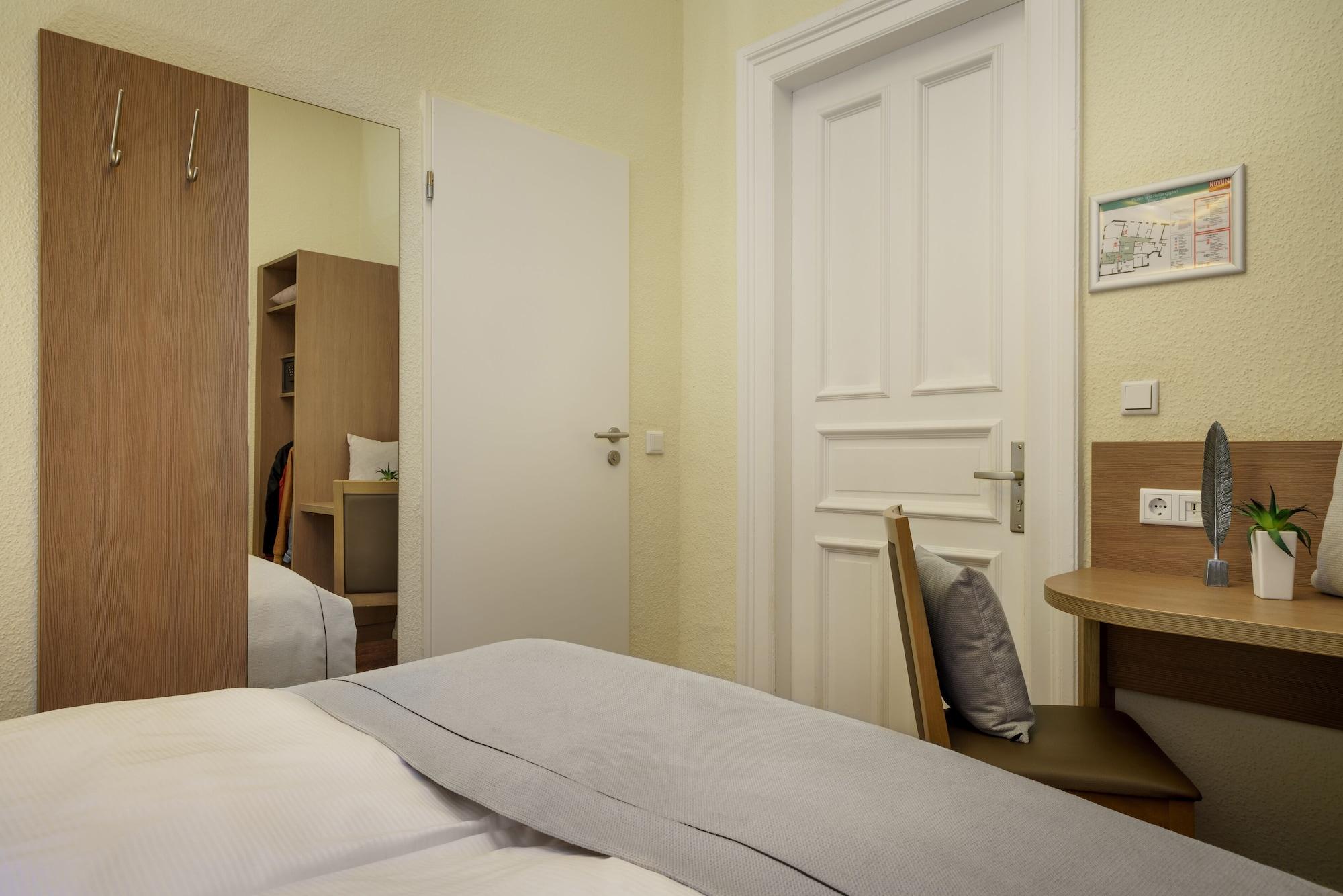 Novum Alster St. Georg Hotel 3*