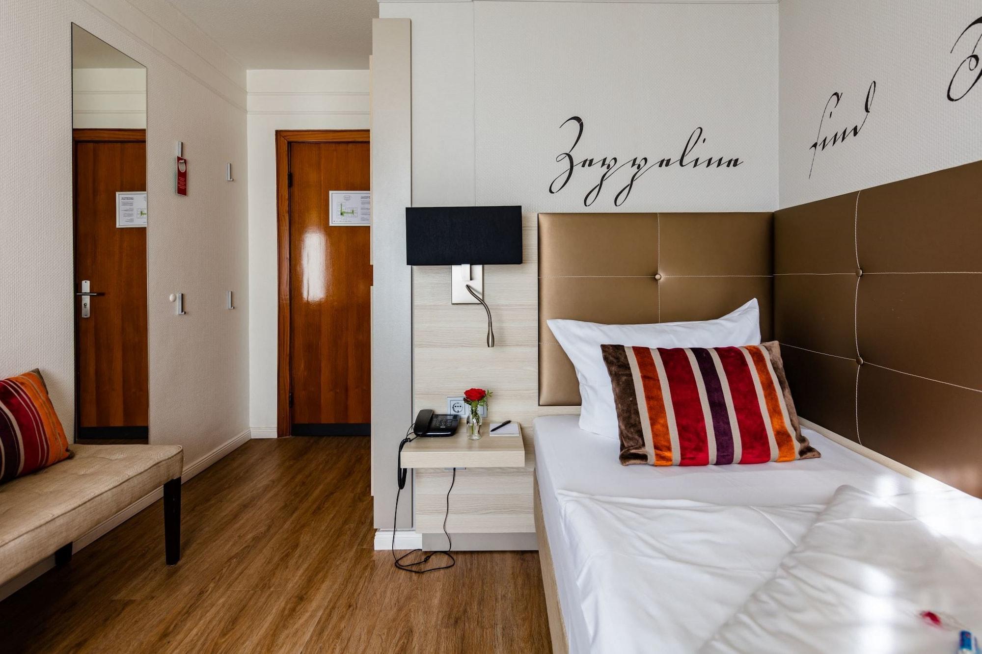 Hotel Zum Zeppelin 3*