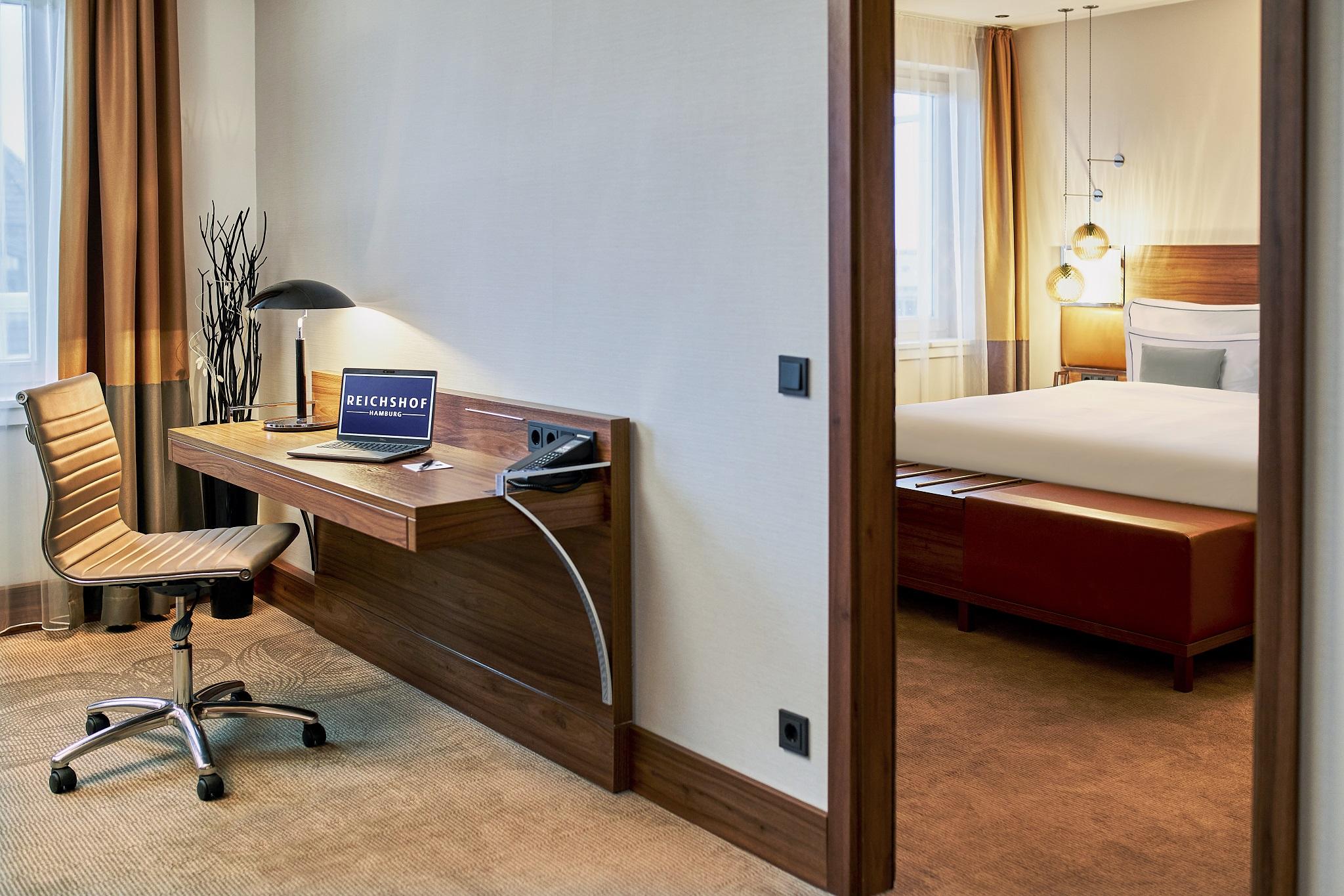 Hotel Reichshof Hamburg