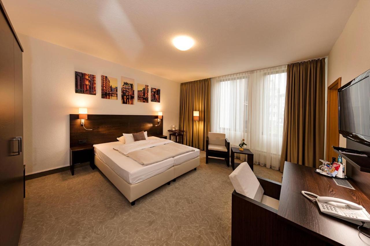 Hotel Cristobal 3*