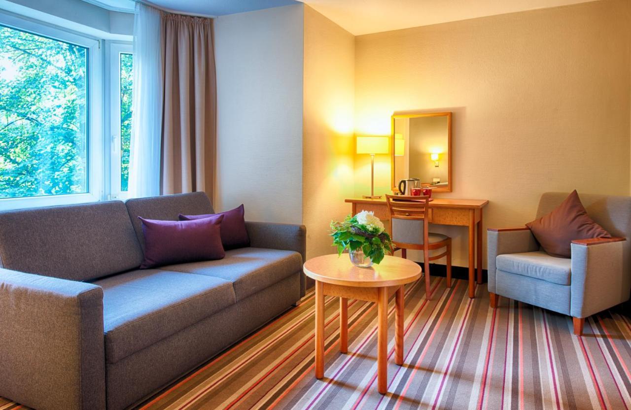 Leonardo Airport Hotel 4*